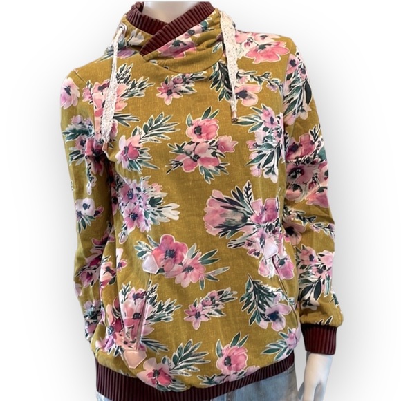 Tops - Handmade • floral hoodie